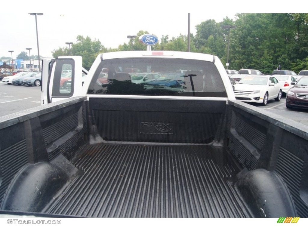 2006 F150 XLT Regular Cab - Oxford White / Medium/Dark Flint photo #15