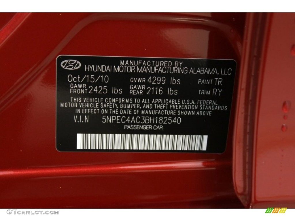 2011 Sonata SE - Venetian Red / Black photo #18