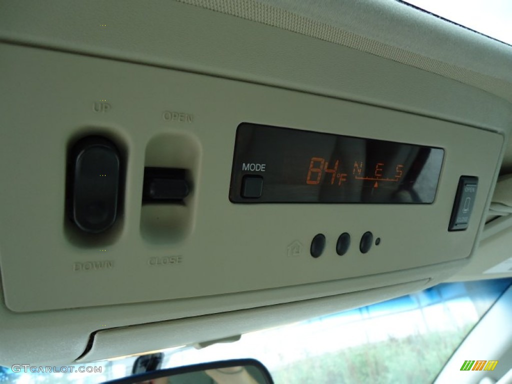 2004 Infiniti QX 56 4WD Controls Photo #52854210