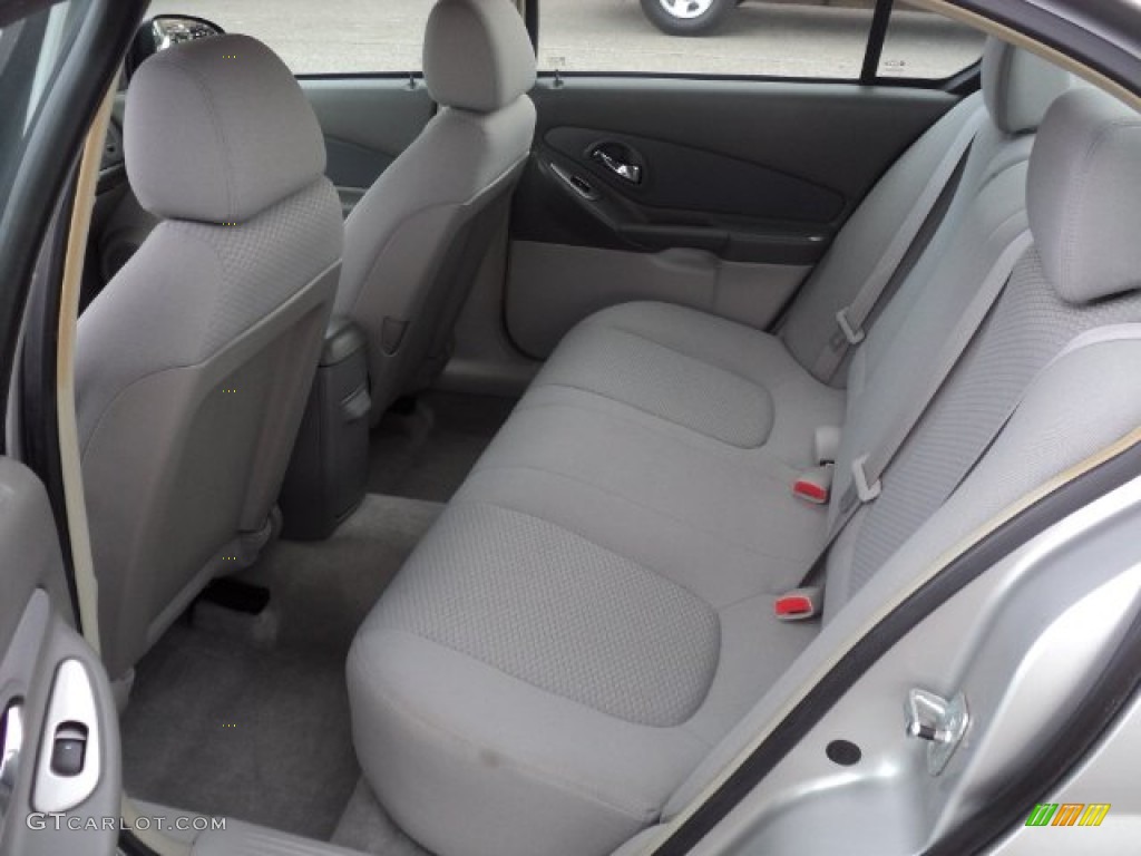 2006 Malibu LS Sedan - Silverstone Metallic / Titanium Gray photo #9