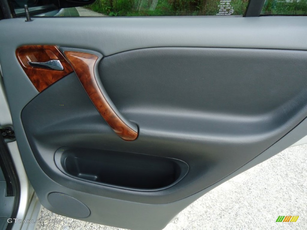 1999 Mercedes-Benz ML 430 4Matic Black Door Panel Photo #52854627