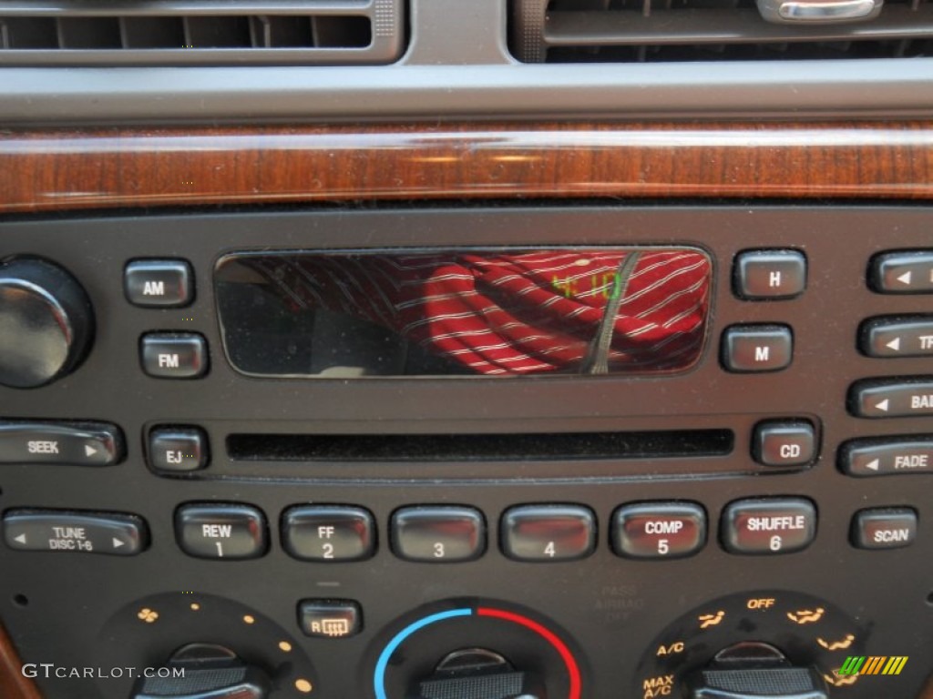 2005 Ford Taurus SEL Audio System Photo #52855734