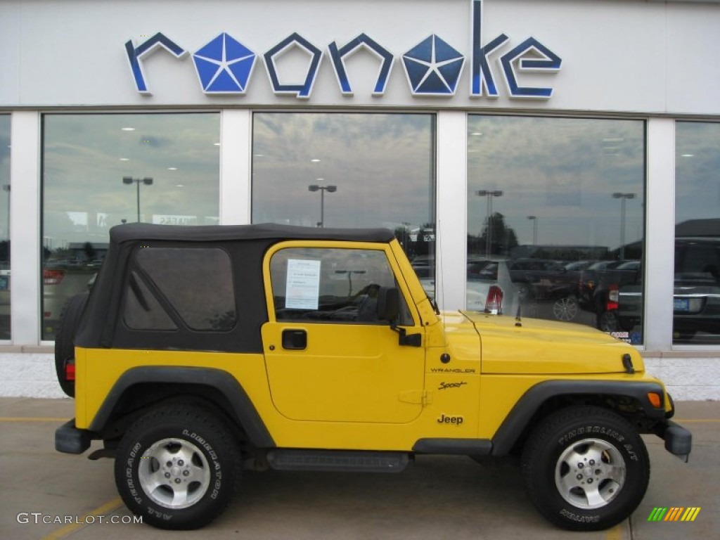 2002 Wrangler Sport 4x4 - Solar Yellow / Agate Black photo #1