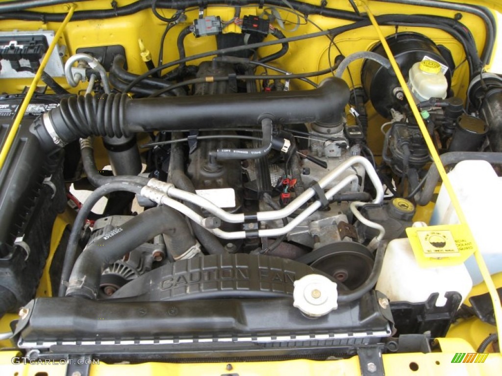 2002 Wrangler Sport 4x4 - Solar Yellow / Agate Black photo #6
