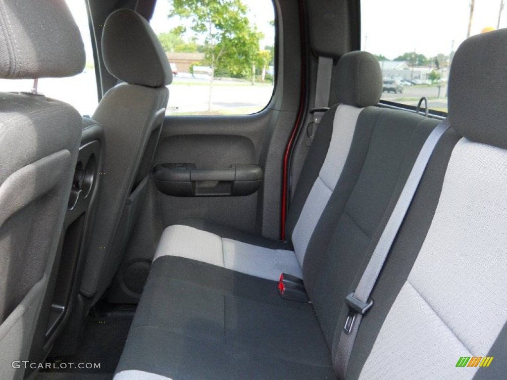 2009 Silverado 1500 LS Extended Cab 4x4 - Victory Red / Dark Titanium photo #19