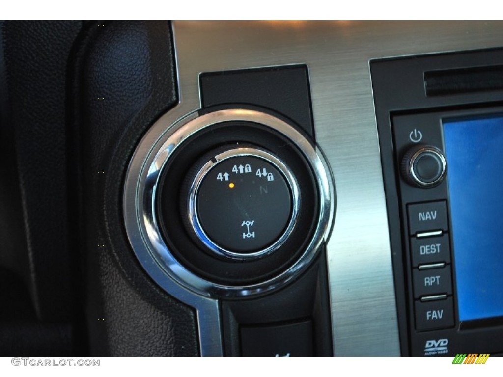 2008 Hummer H2 SUT Controls Photo #52857354