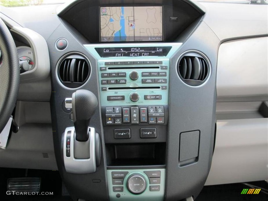 2011 Honda Pilot Touring Controls Photo #52857633