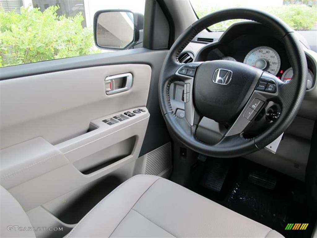 2011 Honda Pilot EX-L Steering Wheel Photos