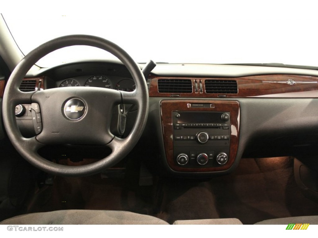 2007 Chevrolet Impala LS Ebony Black Dashboard Photo #52859223