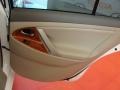 Super White - Camry XLE Photo No. 26
