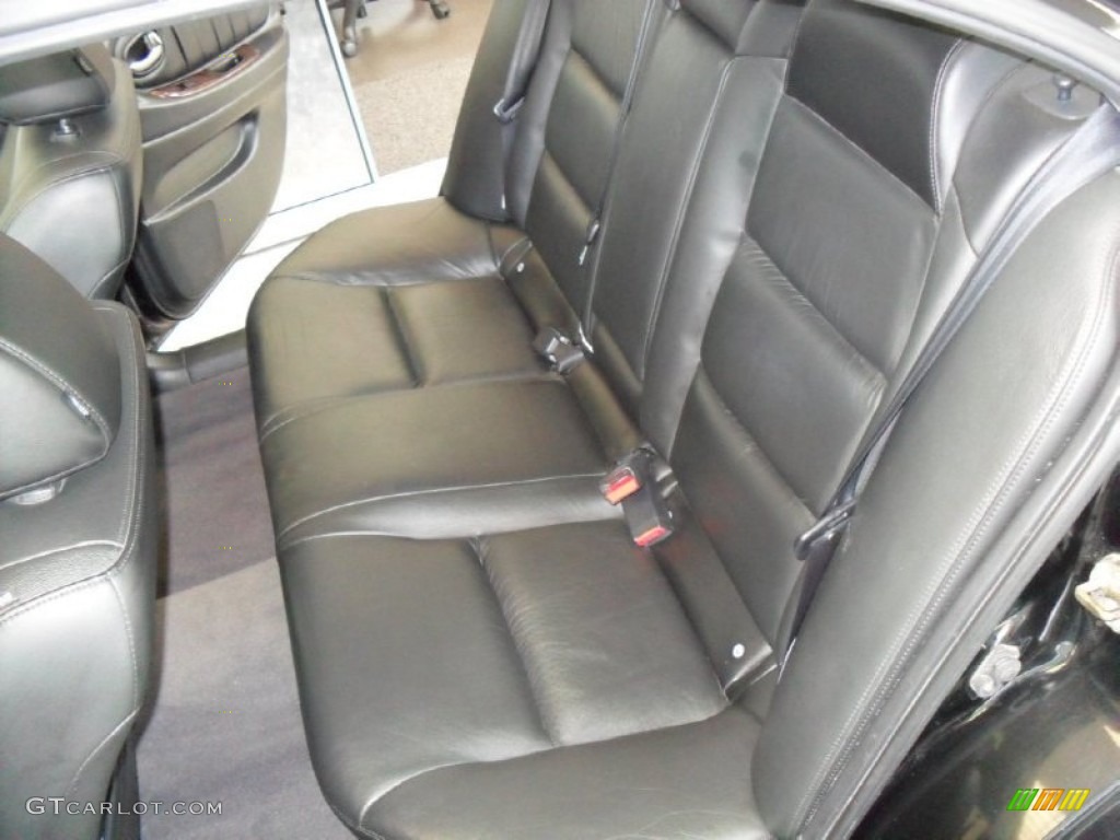 2003 Maxima GLE - Super Black / Black photo #23
