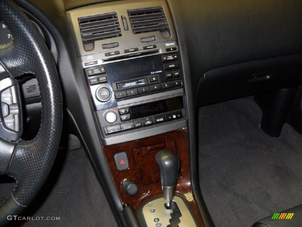 2003 Maxima GLE - Super Black / Black photo #27