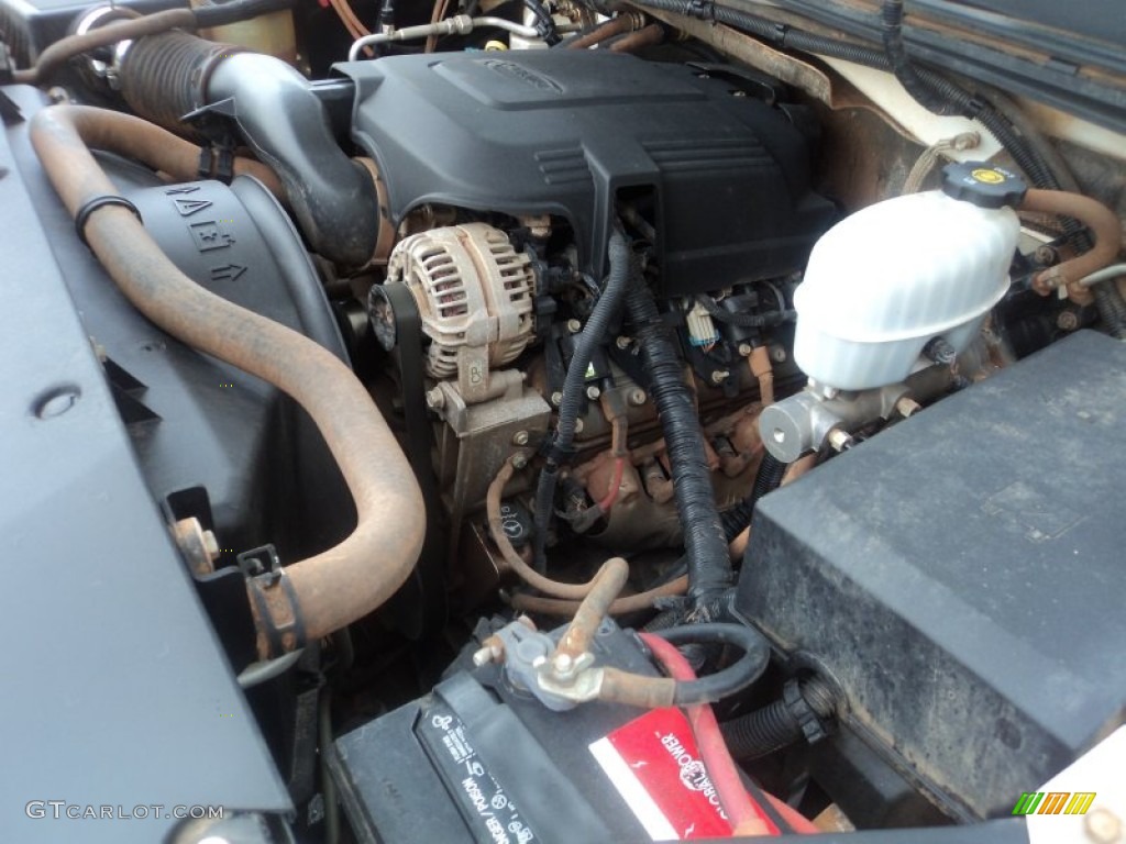 2008 Chevrolet Silverado 2500HD LT Regular Cab 4x4 Chassis Engine Photos