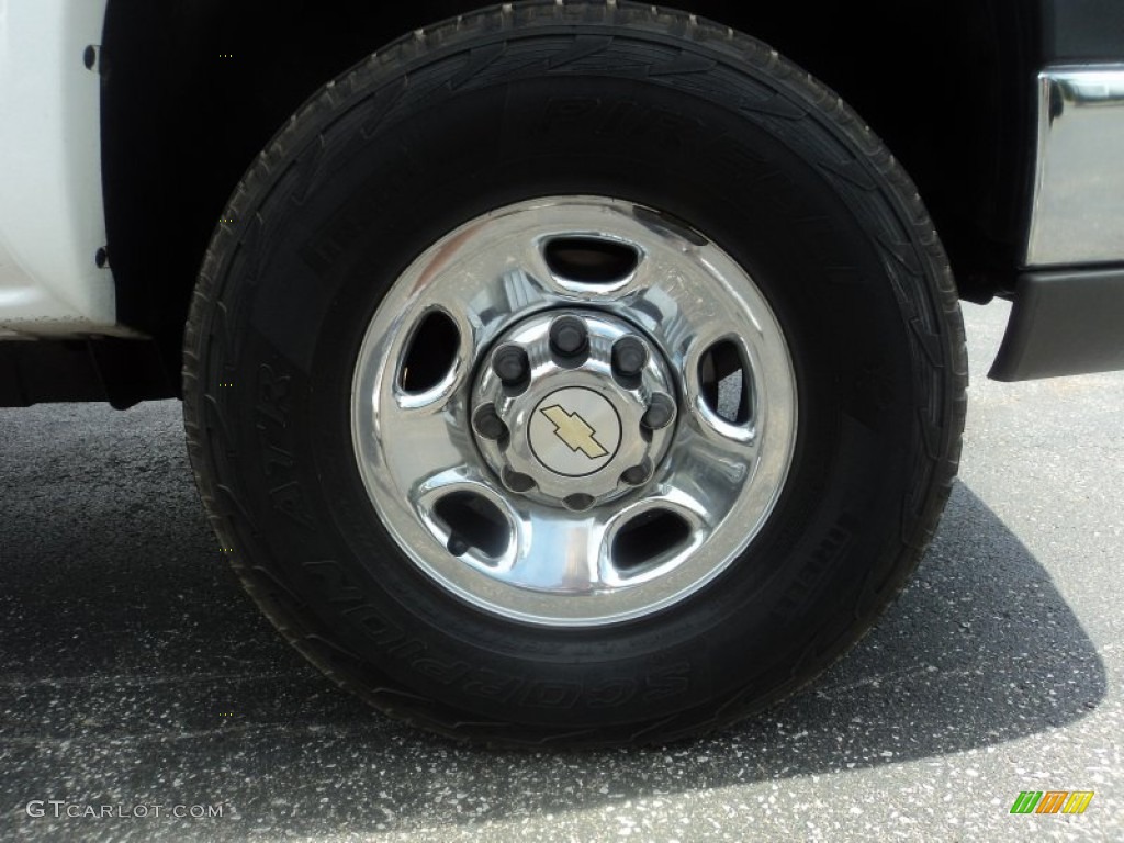 2006 Chevrolet Silverado 2500HD LT Crew Cab 4x4 Wheel Photo #52863318