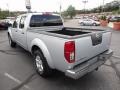 Radiant Silver - Frontier SE Crew Cab 4x4 Photo No. 5