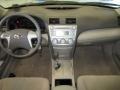 Black - Camry LE V6 Photo No. 20