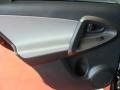 Black - RAV4 4WD Photo No. 15