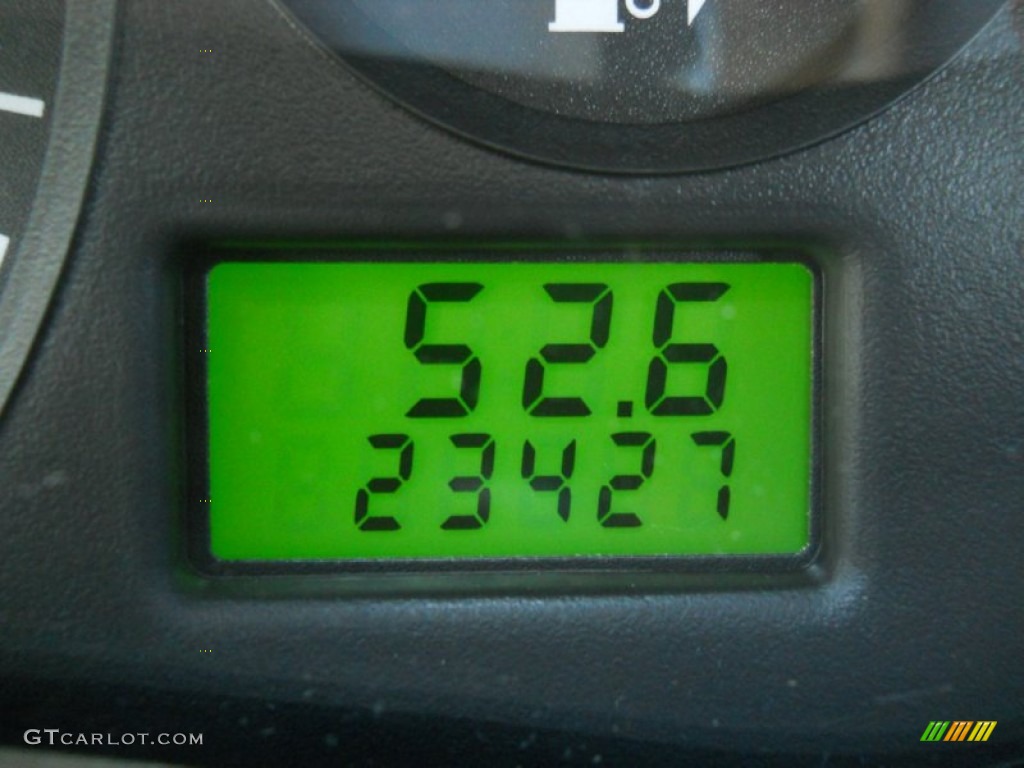 2005 Focus ZX4 S Sedan - Arizona Beige Metallic / Dark Pebble/Light Pebble photo #3