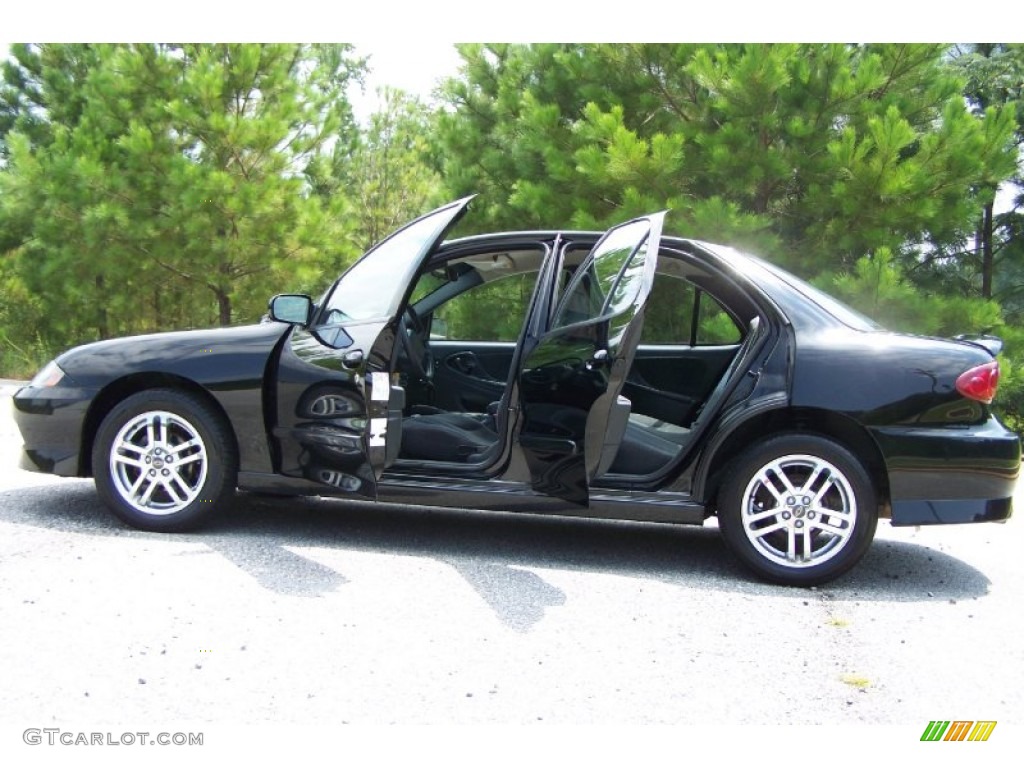 2003 Cavalier LS Sport Sedan - Black / Graphite Gray photo #12