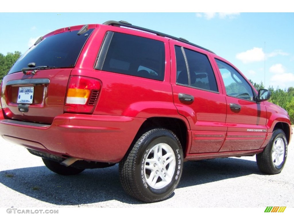2004 Grand Cherokee Laredo - Inferno Red Pearl / Taupe photo #6