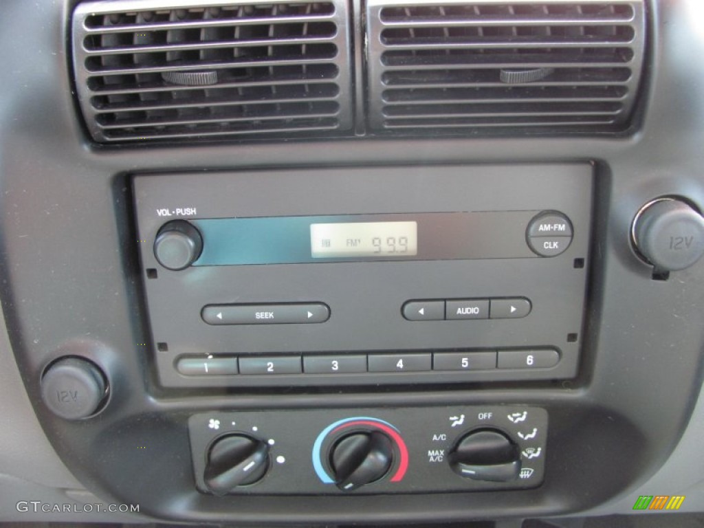 2005 Ford Ranger XL Regular Cab Audio System Photo #52873317