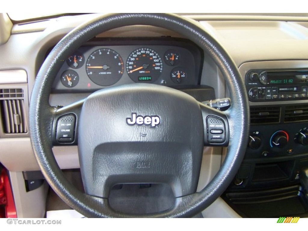 2004 Grand Cherokee Laredo - Inferno Red Pearl / Taupe photo #13