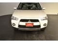 2010 Diamond White Pearl Mitsubishi Outlander XLS  photo #2