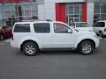 Avalanche White - Pathfinder SV 4x4 Photo No. 12