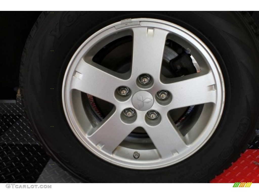 2007 Outlander LS 4WD - Desert Sand Metallic / Beige photo #17