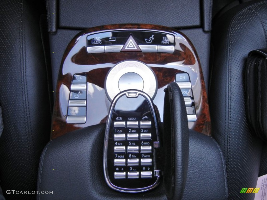 2009 Mercedes-Benz S 550 Sedan Controls Photo #52879416