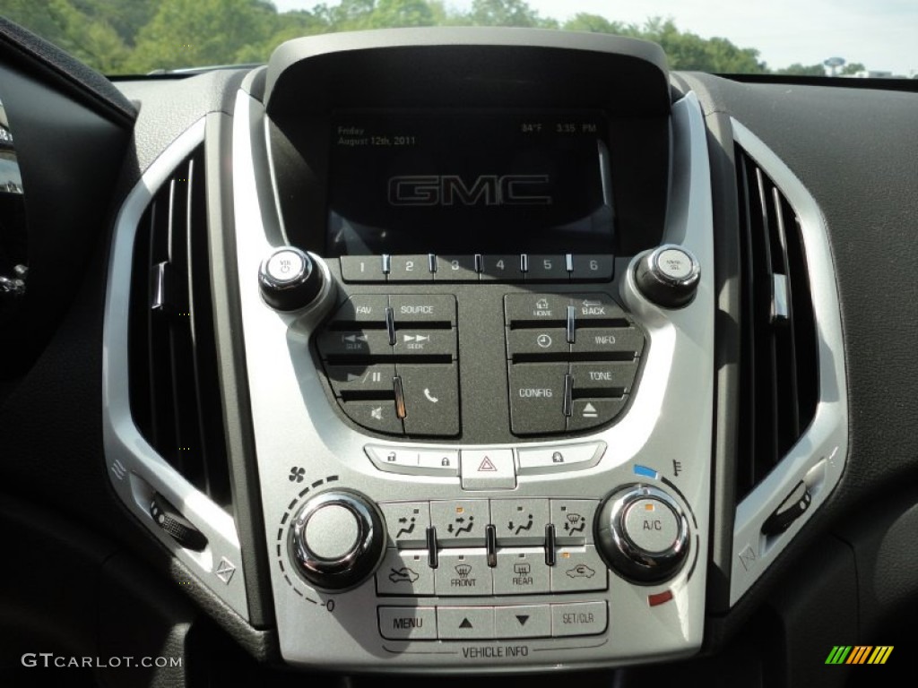 2012 GMC Terrain SLE AWD Controls Photo #52879962
