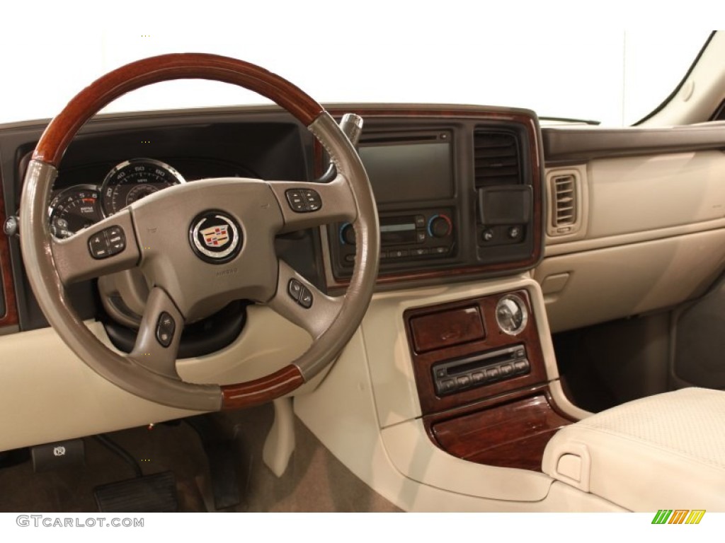 2006 Cadillac Escalade EXT AWD Shale Dashboard Photo #52880595
