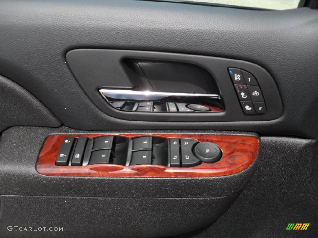 2011 Suburban LTZ 4x4 - Black / Ebony photo #9