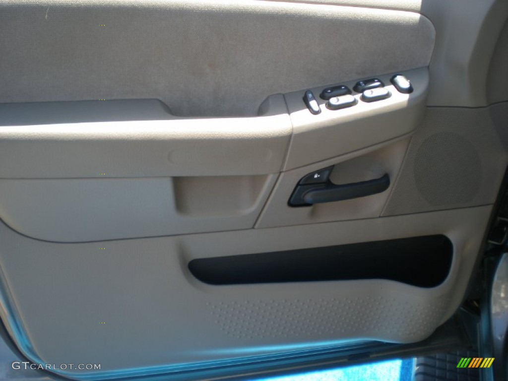 2005 Explorer XLT 4x4 - Mineral Grey Metallic / Medium Parchment photo #11