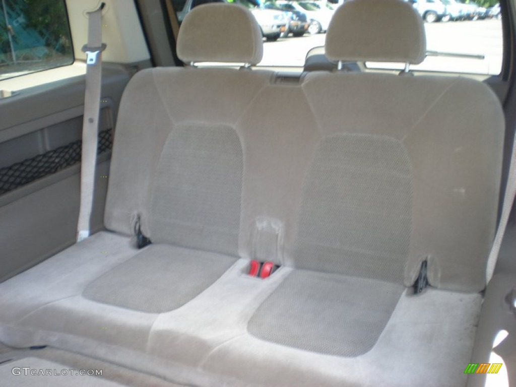 2005 Explorer XLT 4x4 - Mineral Grey Metallic / Medium Parchment photo #21