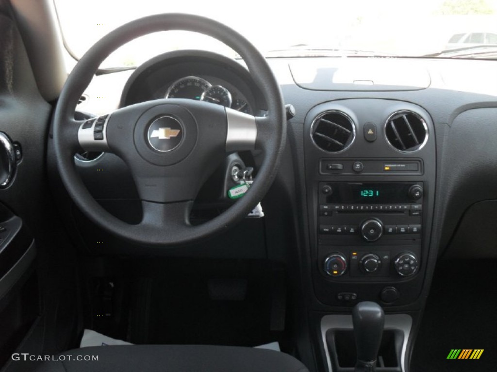 2010 HHR LS - Imperial Blue Metallic / Ebony photo #14
