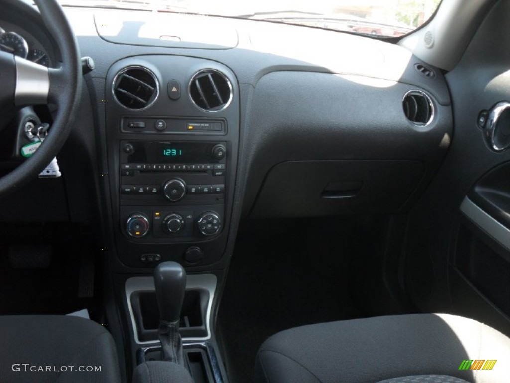 2010 HHR LS - Imperial Blue Metallic / Ebony photo #15