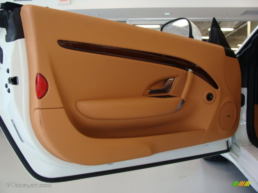 2011 Maserati GranTurismo Convertible GranCabrio Cuoio Door Panel Photo #52885689
