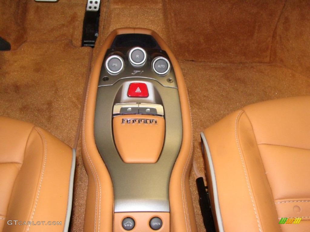 2010 Ferrari 458 Italia Controls Photo #52886622