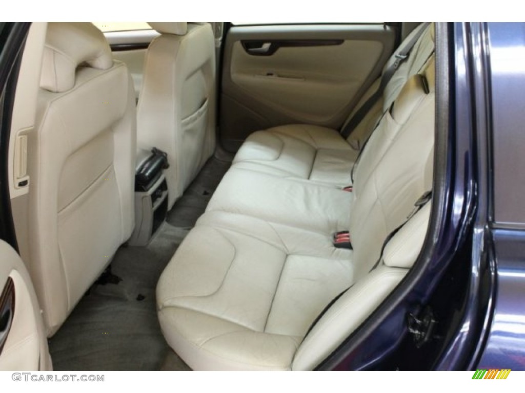 2004 V70 2.4 - Nautic Blue Metallic / Taupe photo #12