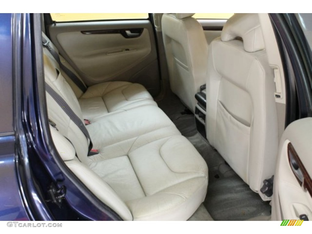 2004 V70 2.4 - Nautic Blue Metallic / Taupe photo #14