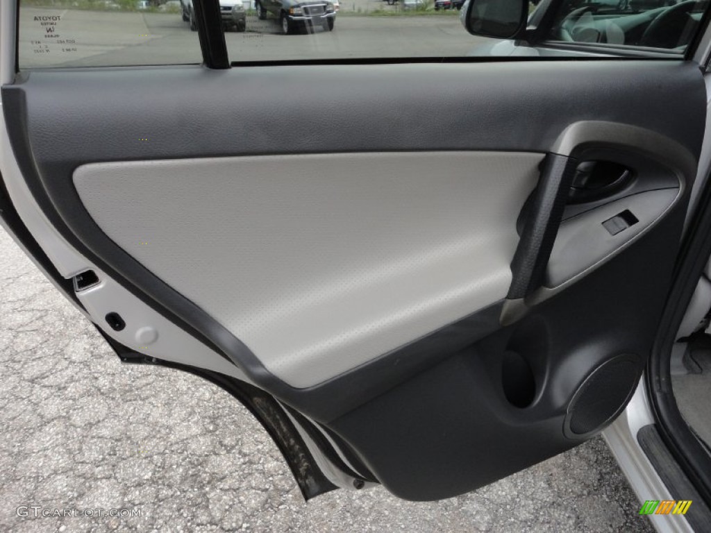 2009 Toyota RAV4 Limited V6 4WD Door Panel Photos