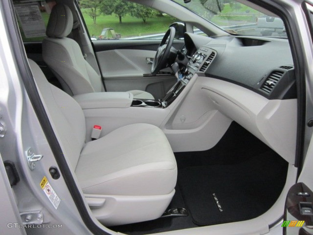 Gray Interior 2009 Toyota Venza AWD Photo #52889280