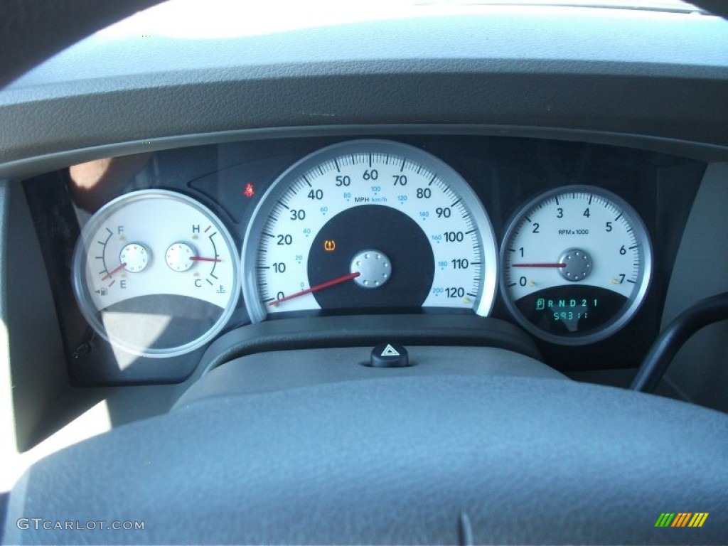 2007 Dodge Durango SLT 4x4 Gauges Photo #52891704