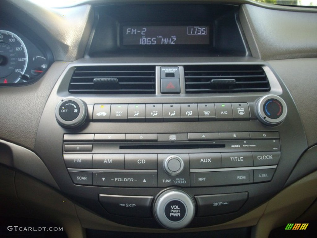 2009 Honda Accord LX-P Sedan Controls Photo #52893621