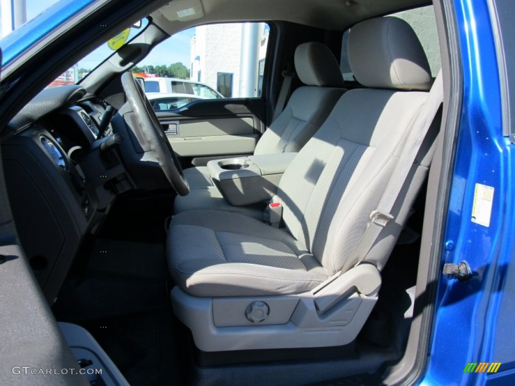 Stone/Medium Stone Interior 2009 Ford F150 XLT Regular Cab 4x4 Photo #52895379