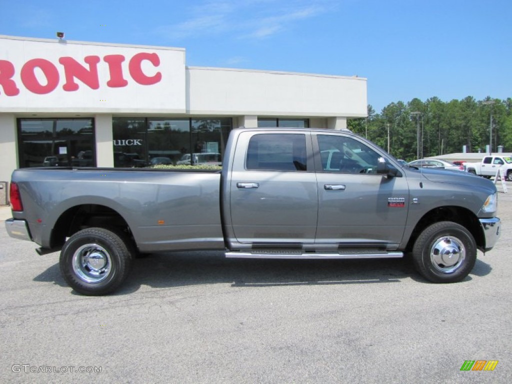 2011 Ram 3500 HD Big Horn Crew Cab 4x4 Dually - Mineral Gray Metallic / Dark Slate Gray/Medium Graystone photo #8