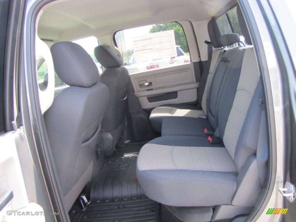 2011 Ram 3500 HD Big Horn Crew Cab 4x4 Dually - Mineral Gray Metallic / Dark Slate Gray/Medium Graystone photo #13