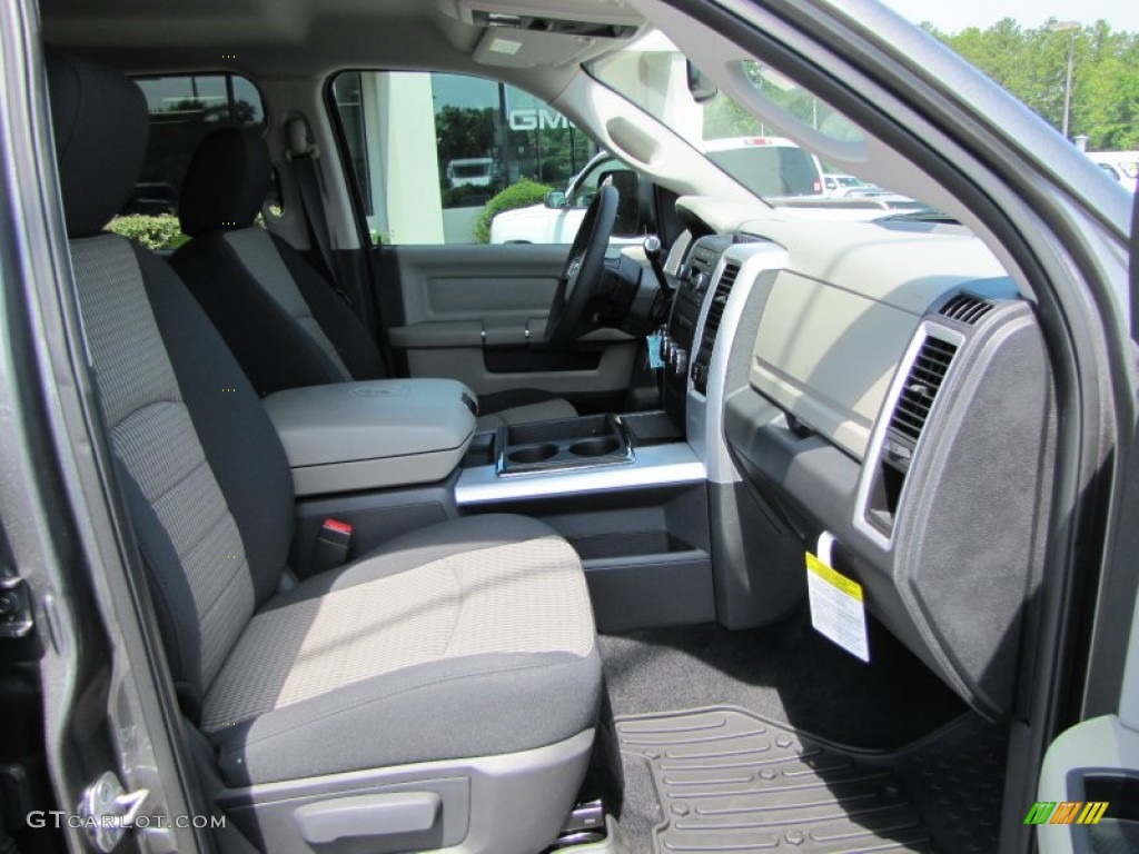2011 Ram 3500 HD Big Horn Crew Cab 4x4 Dually - Mineral Gray Metallic / Dark Slate Gray/Medium Graystone photo #15