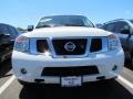 Blizzard White - Armada LE 4x4 Photo No. 2